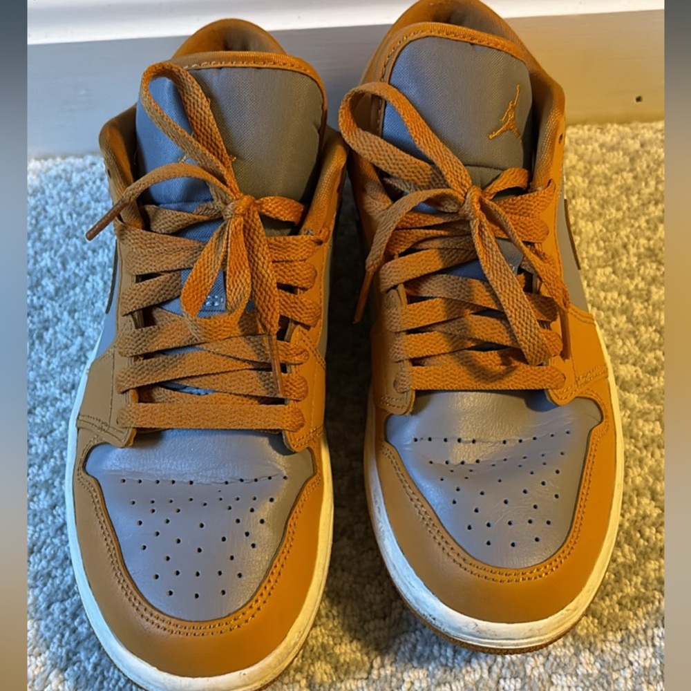 Nike Jordan women’s  Sneakers in Orange and Gray -6.5